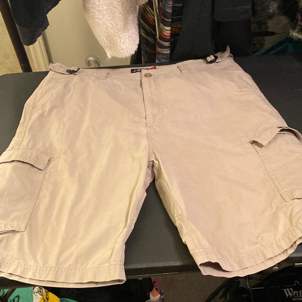 Lost Khaki Cargo shorts Adjustable waist 36